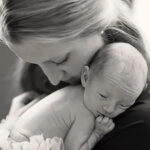 Leyden in her Mother's arms